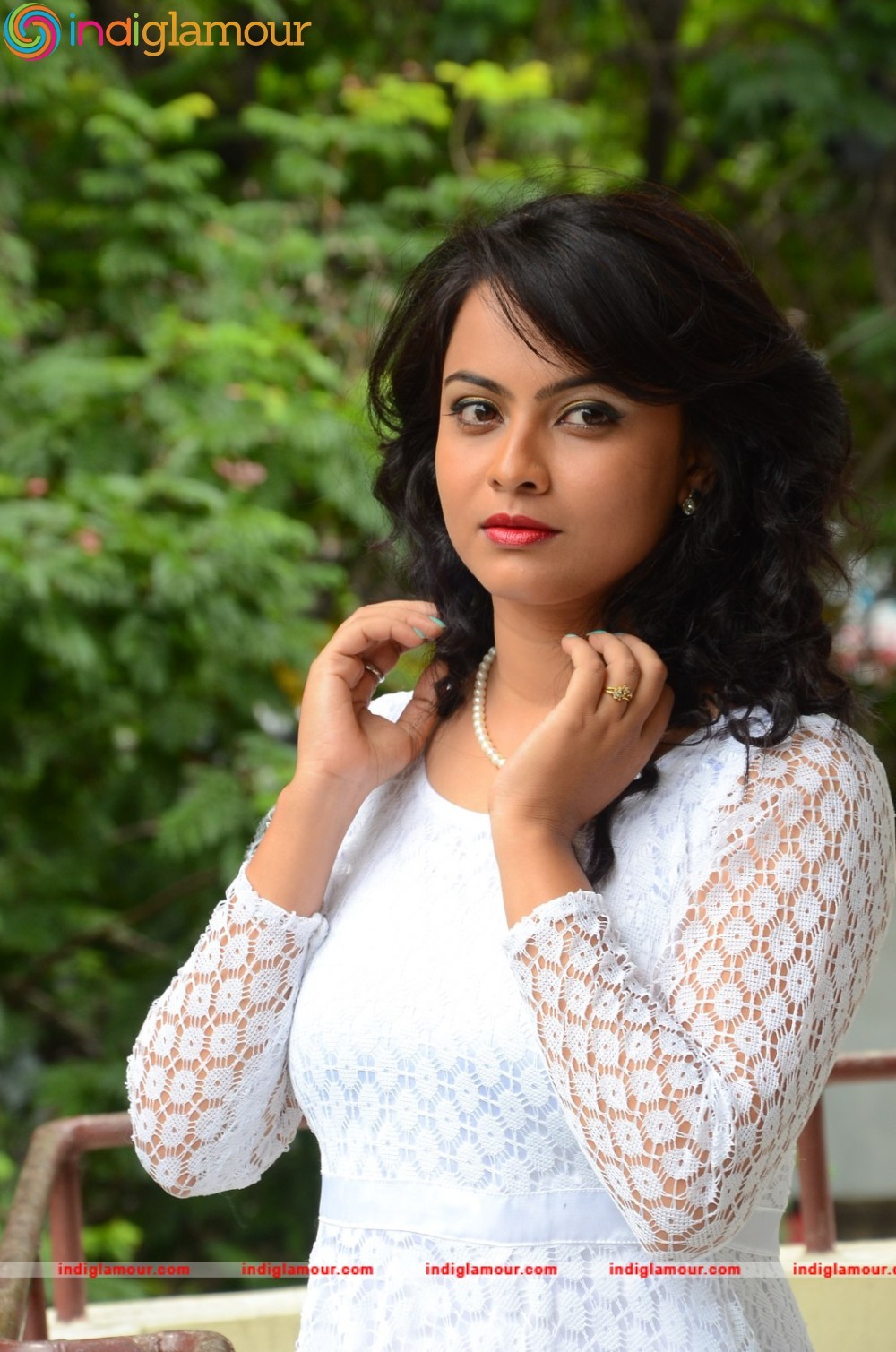 Athithi Das Actress hd photo