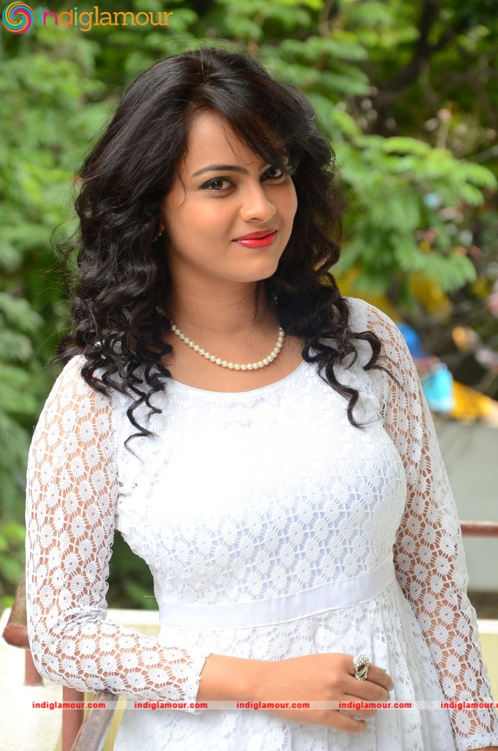 Athithi Das Actress hd photo