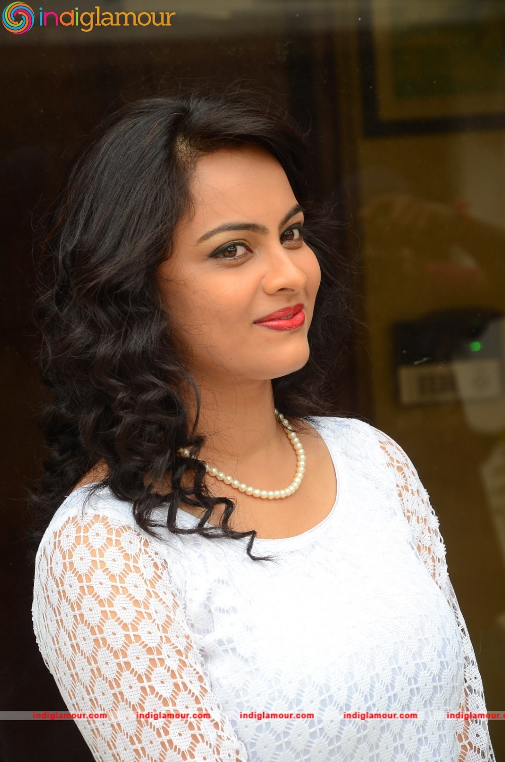 Athithi Das Actress hd photo