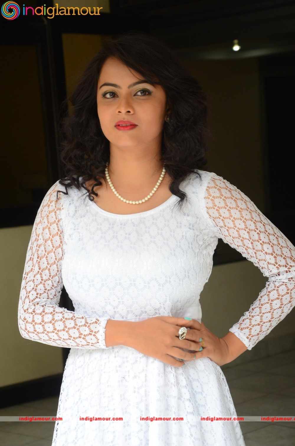Athithi Das Actress hd photo