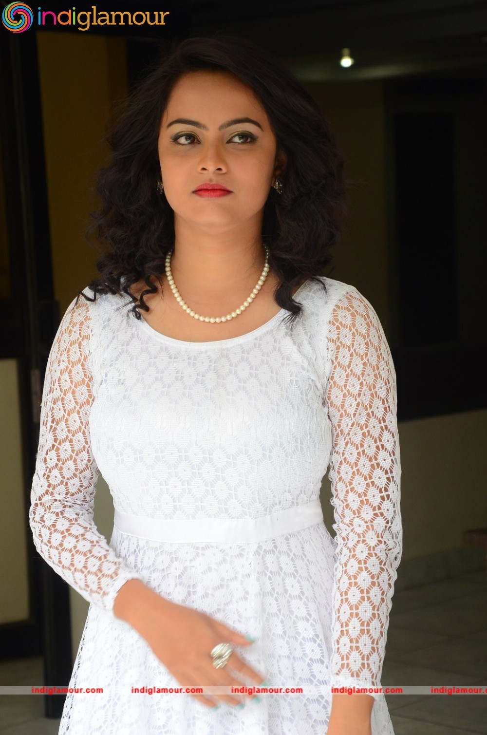 Athithi Das Actress hd photo