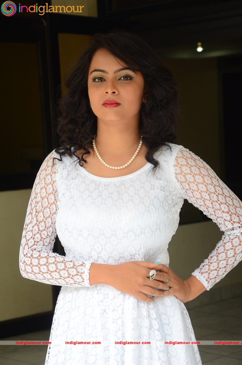 Athithi Das Actress hd photo
