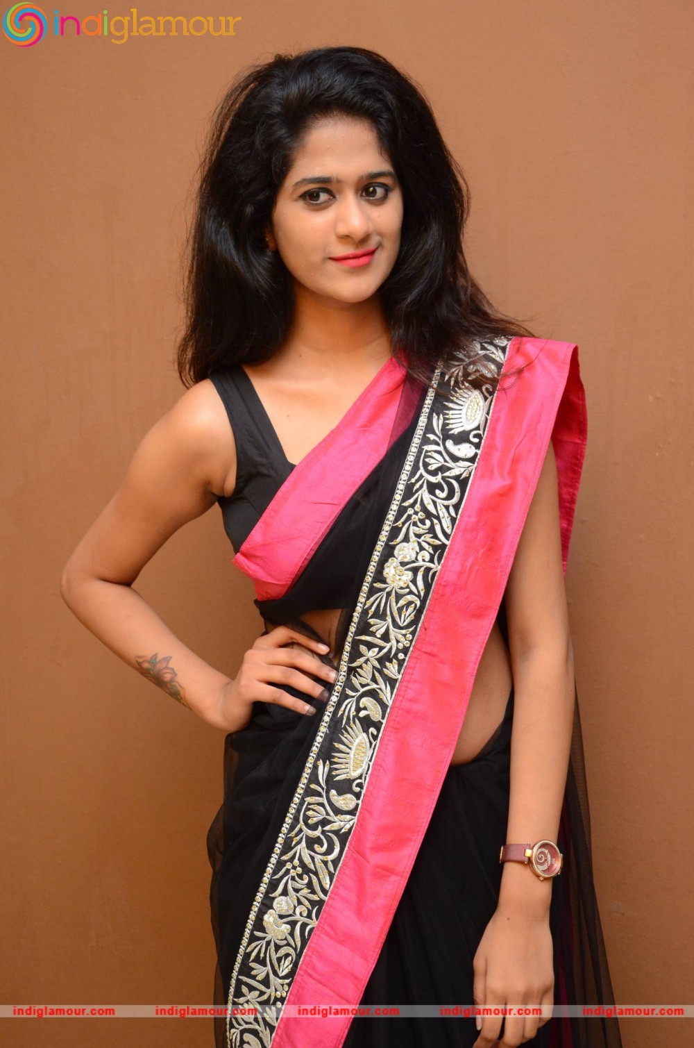 Harini Actress hd photo
