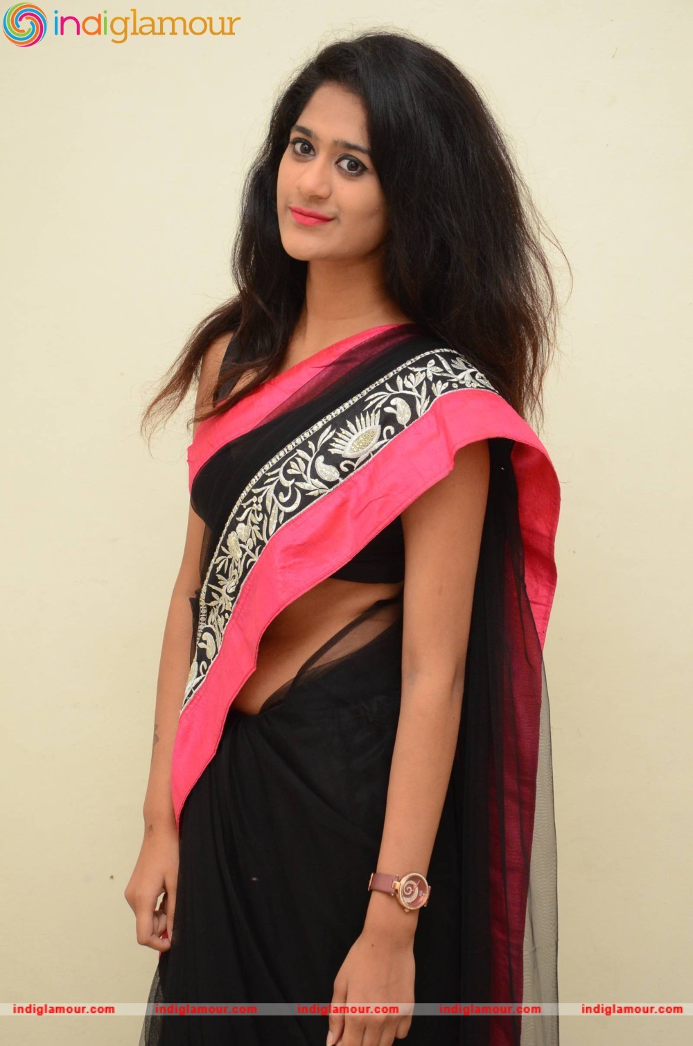 Harini Actress hd photo