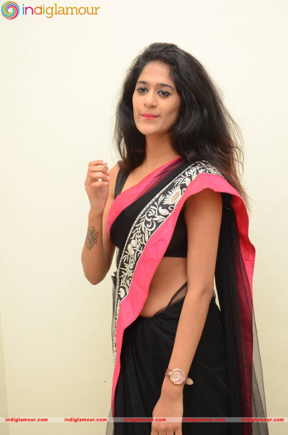 Harini Actress hd photo