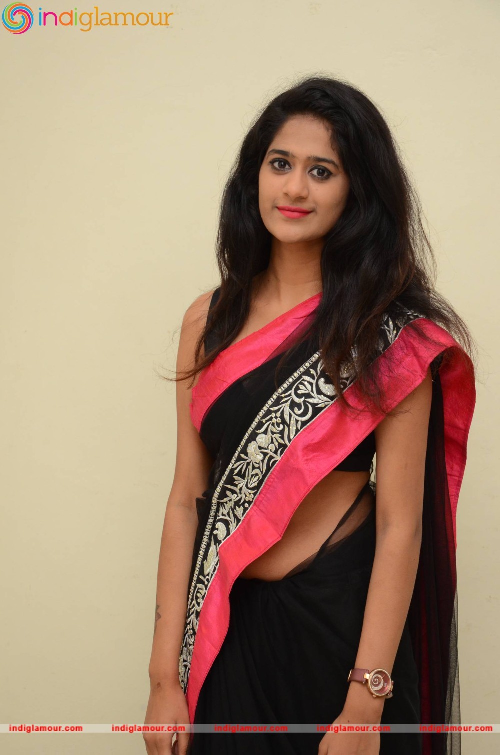 Harini Actress hd photo