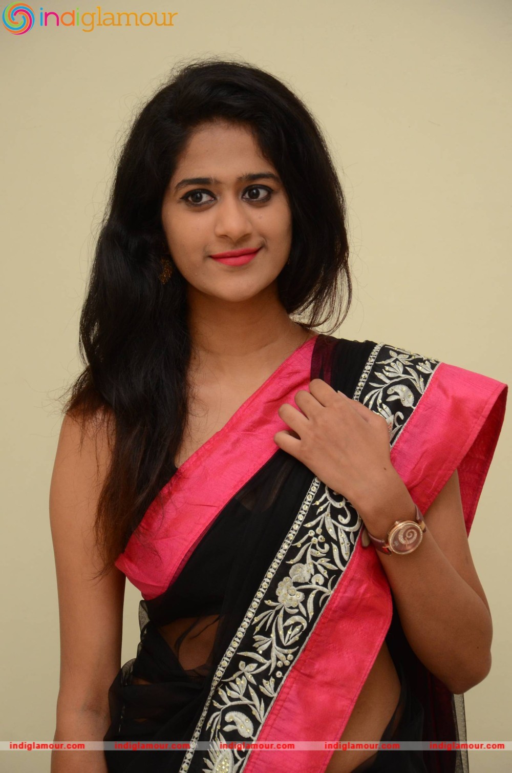 Harini Actress hd photo