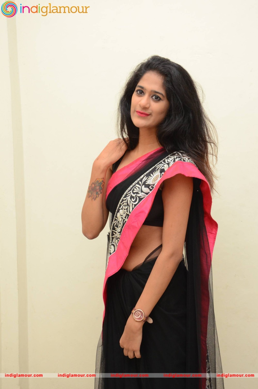 Harini Actress hd photo