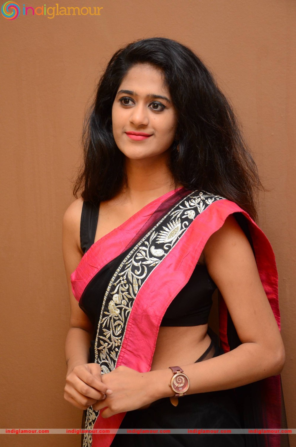 Harini Actress hd photo
