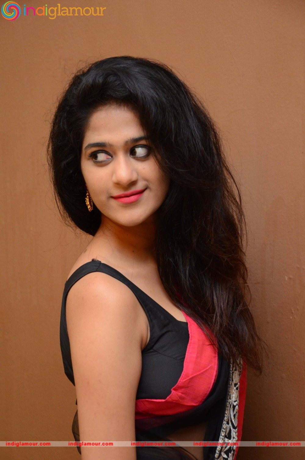Harini Actress hd photo