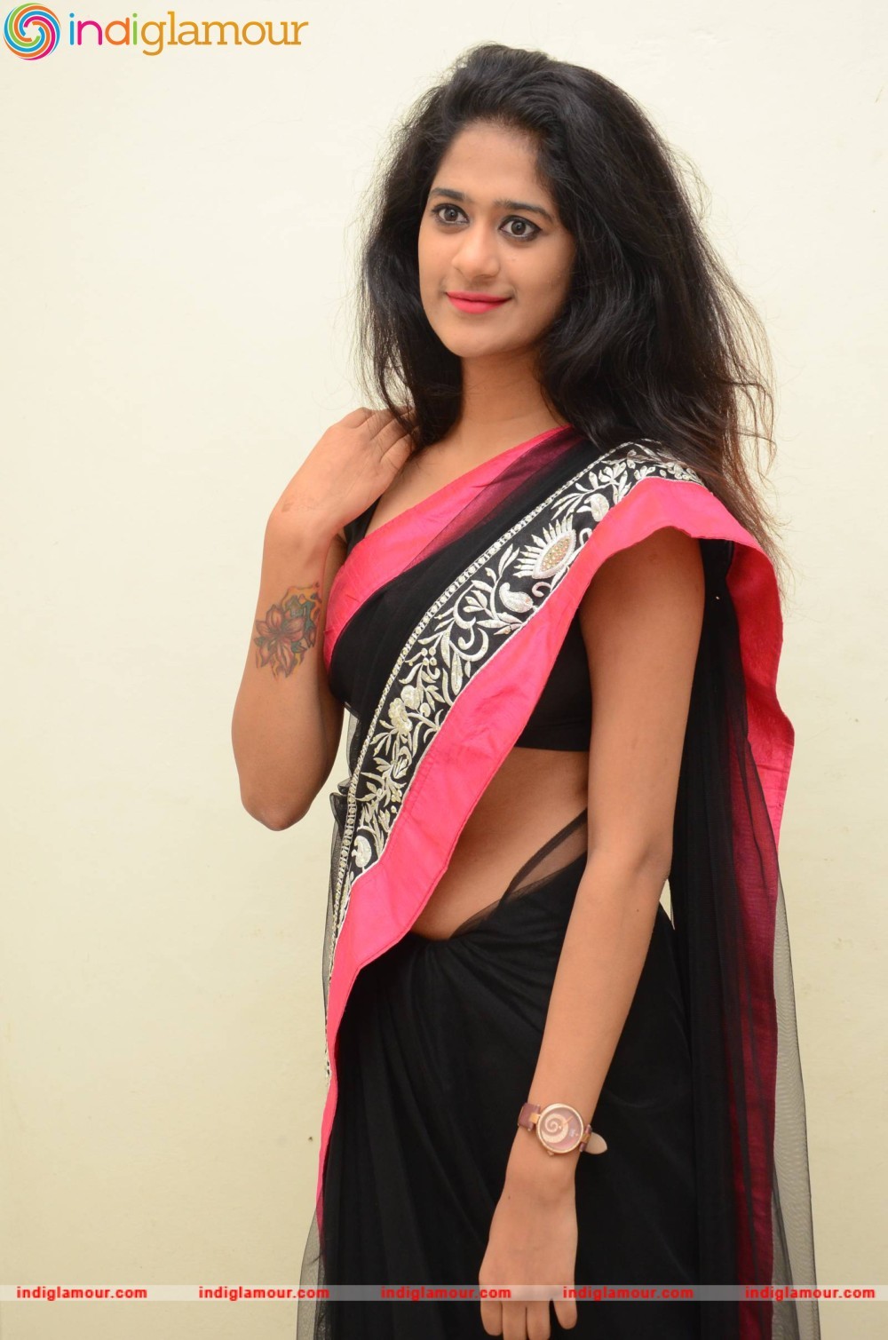 Harini Actress hd photo