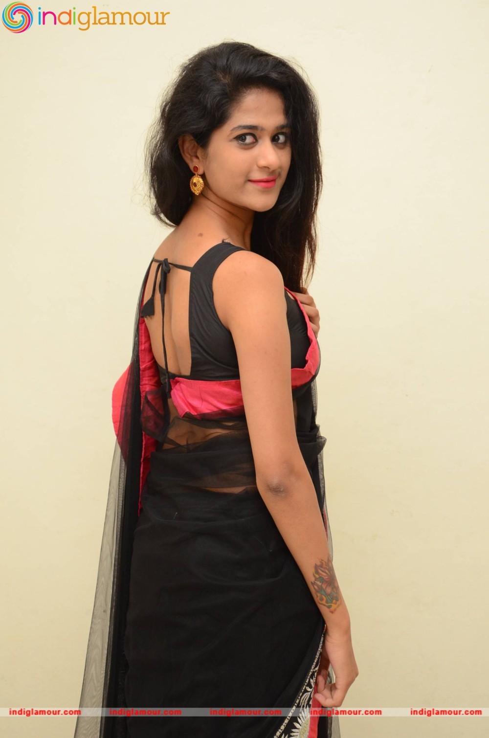 Harini Actress hd photo