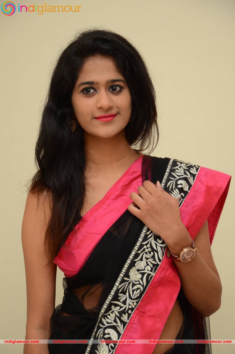 Harini Actress hd photo