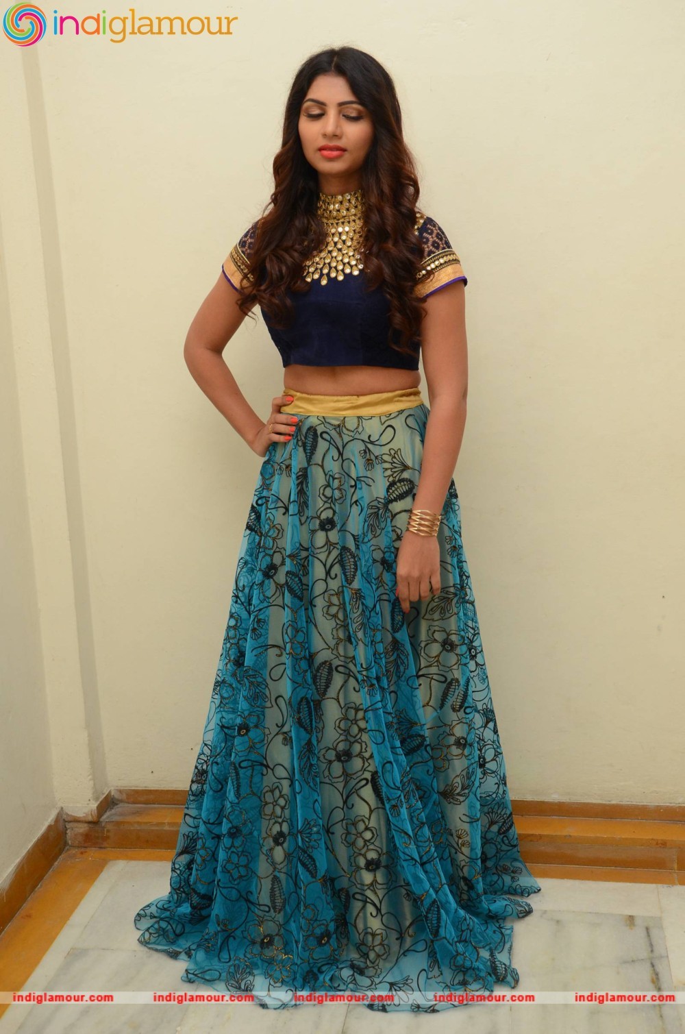 Varsha Actress hd photo