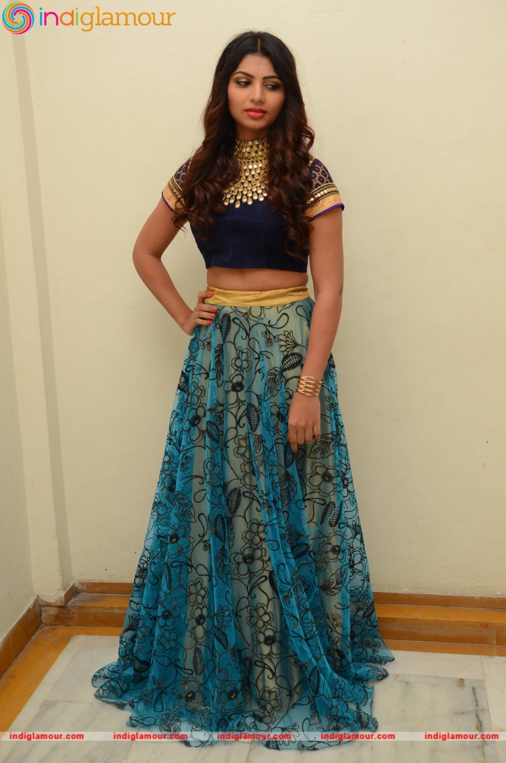 Varsha Actress hd photo