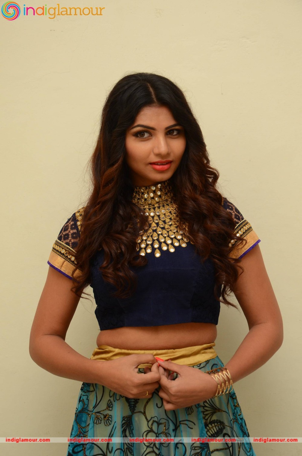 Varsha Actress hd photo