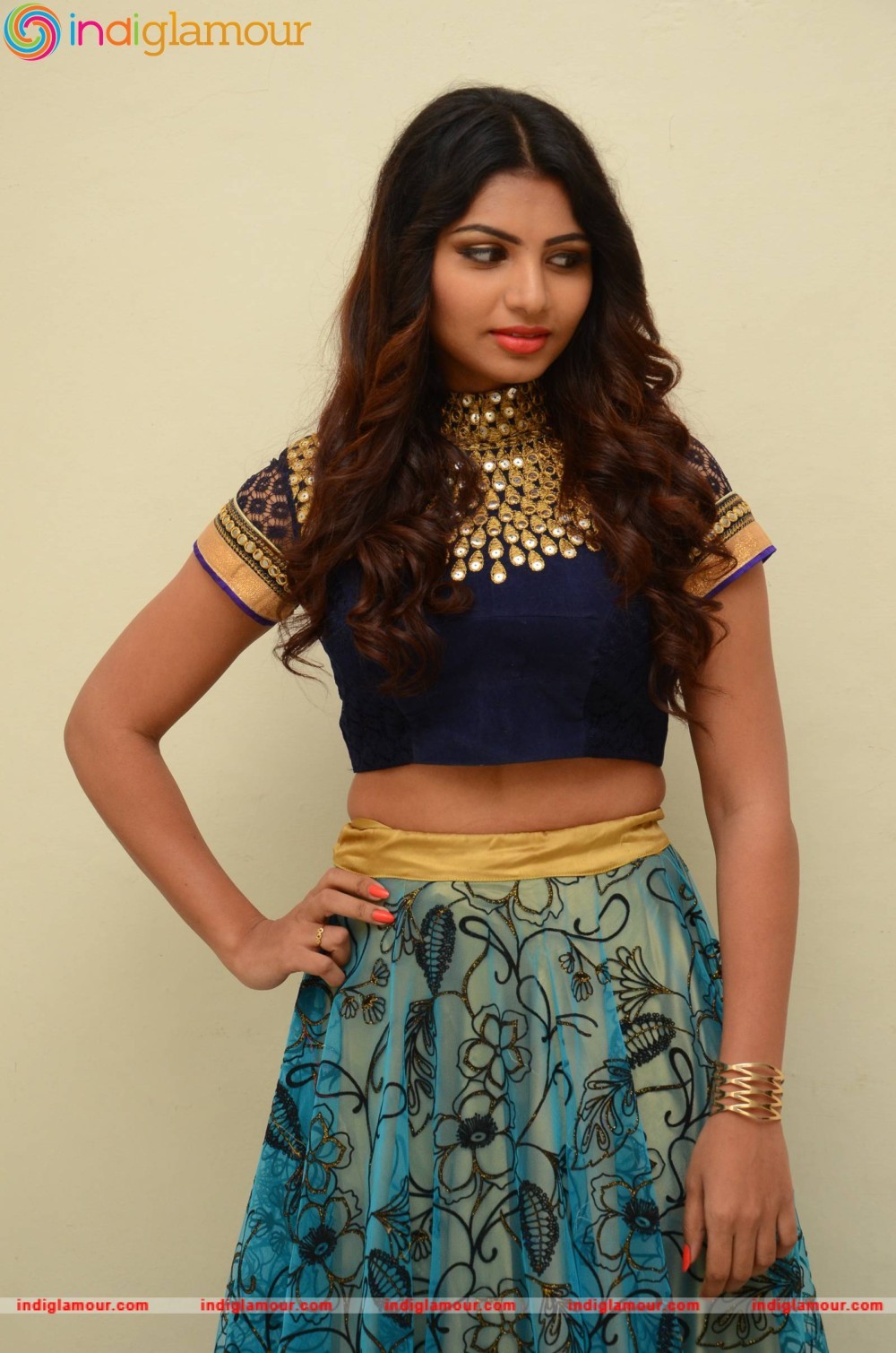 Varsha Actress hd photo