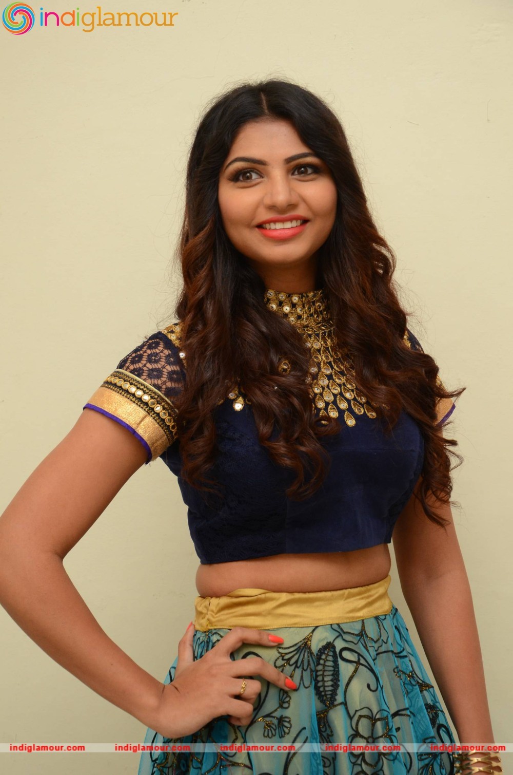 Varsha Actress hd photo