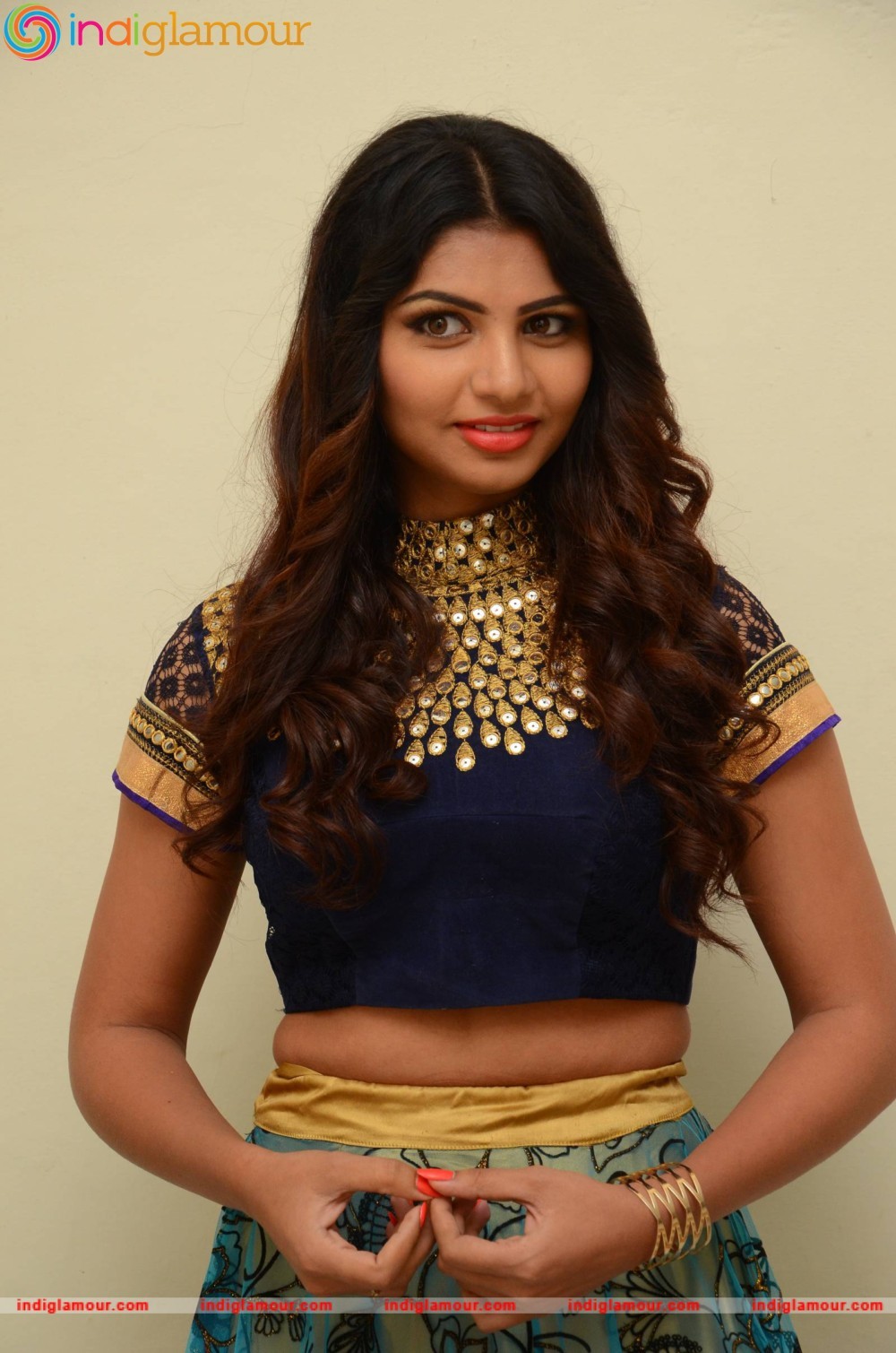 Varsha Actress hd photo