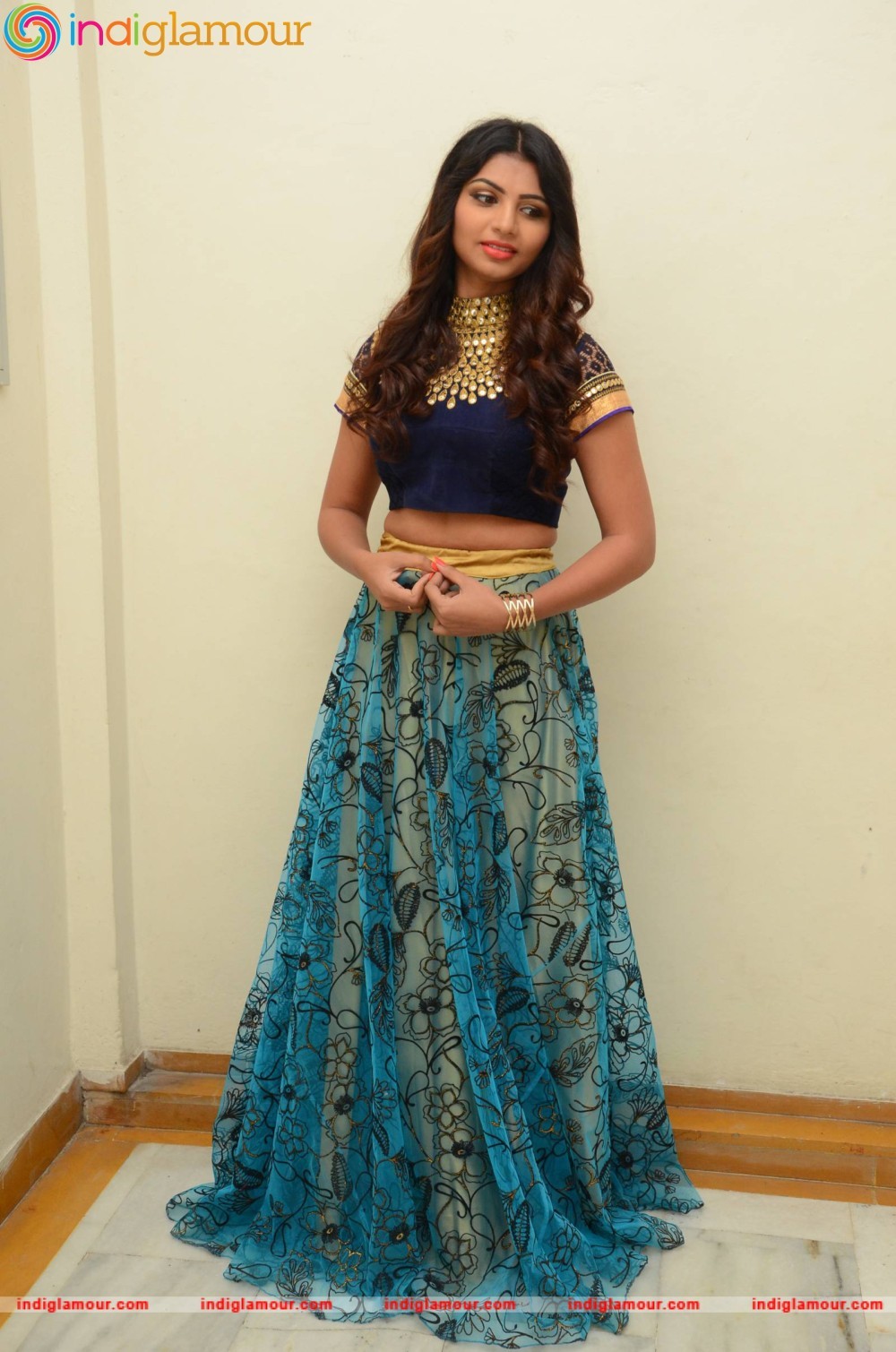 Varsha Actress hd photo