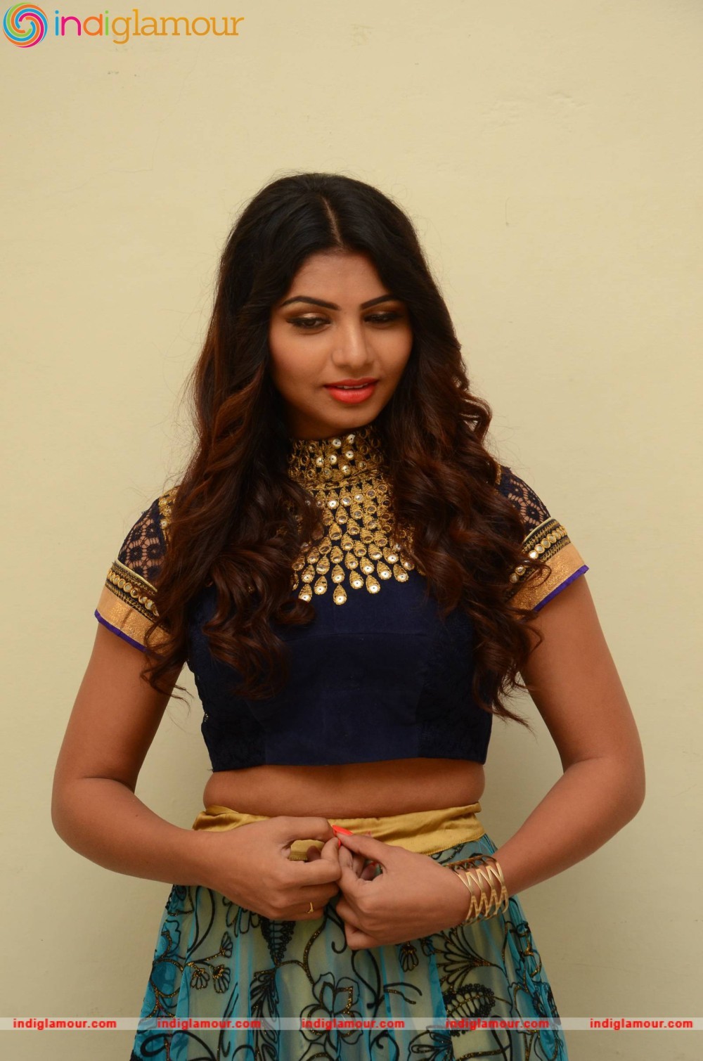 Varsha Actress hd photo