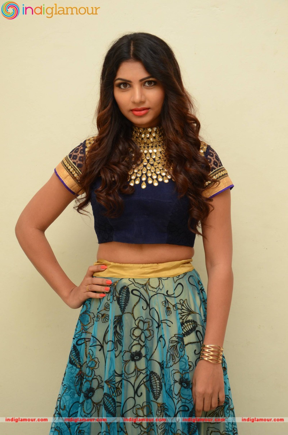 Varsha Actress hd photo