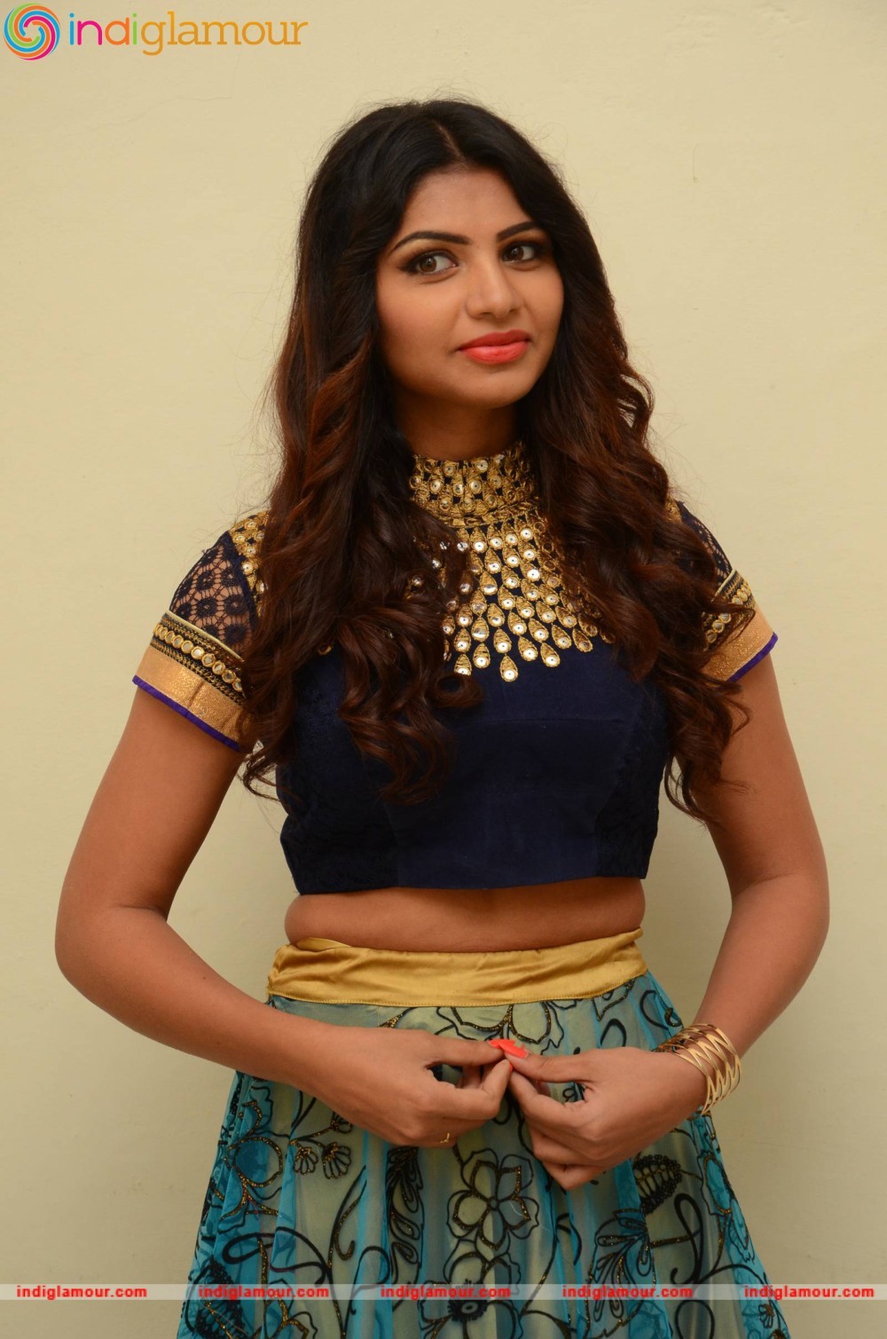 Varsha Actress hd photo