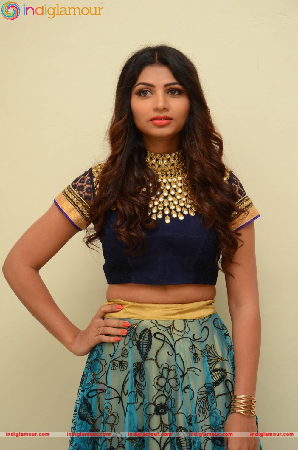 Varsha Actress hd photo