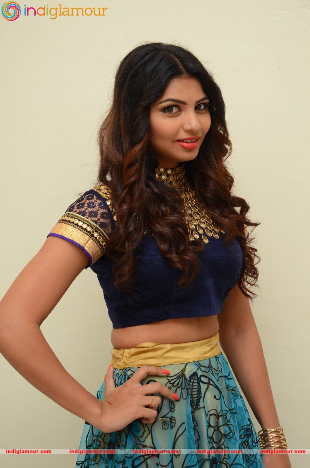 Varsha Actress hd photo