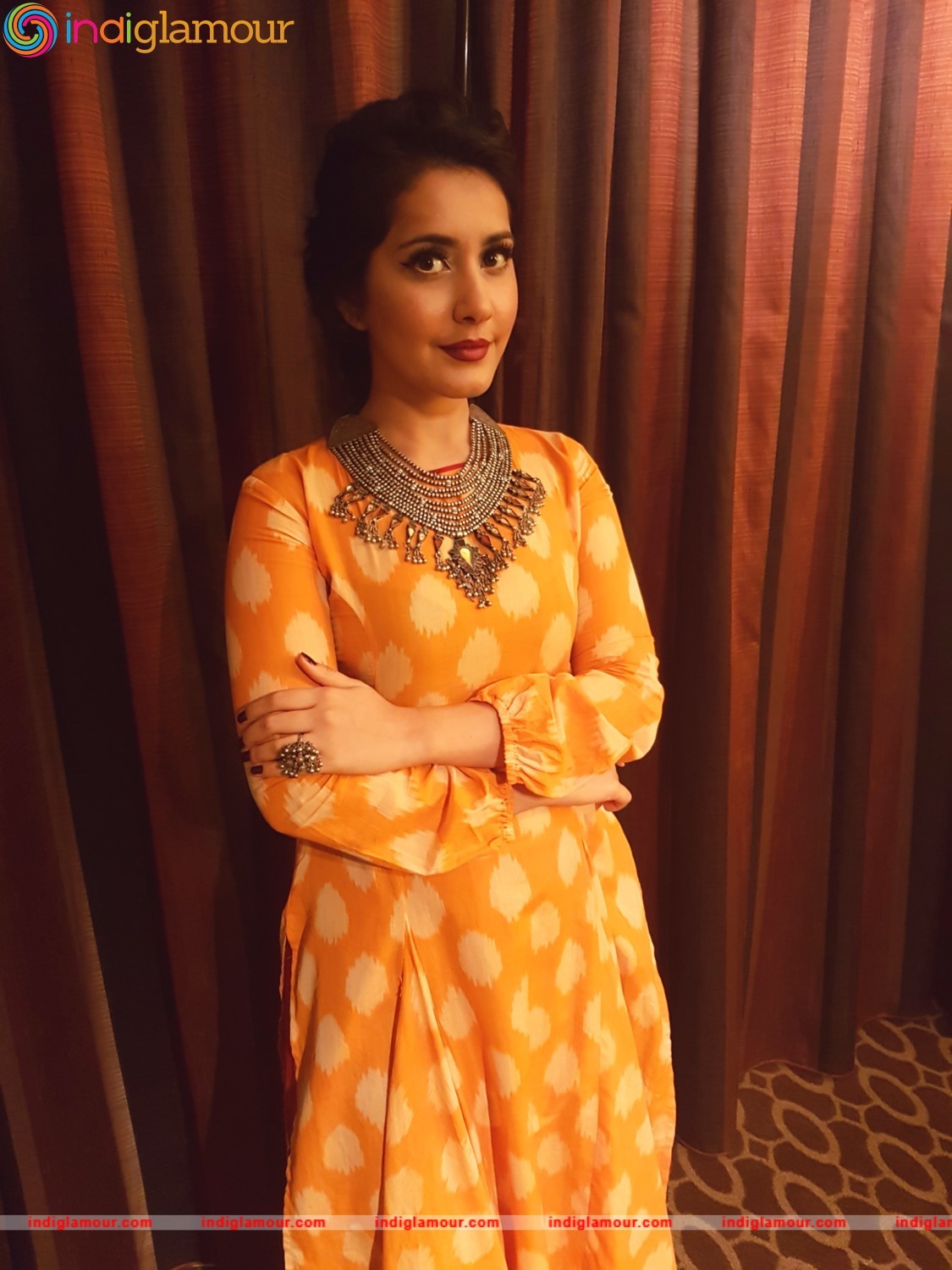 Raashi Khanna Actress hd photo