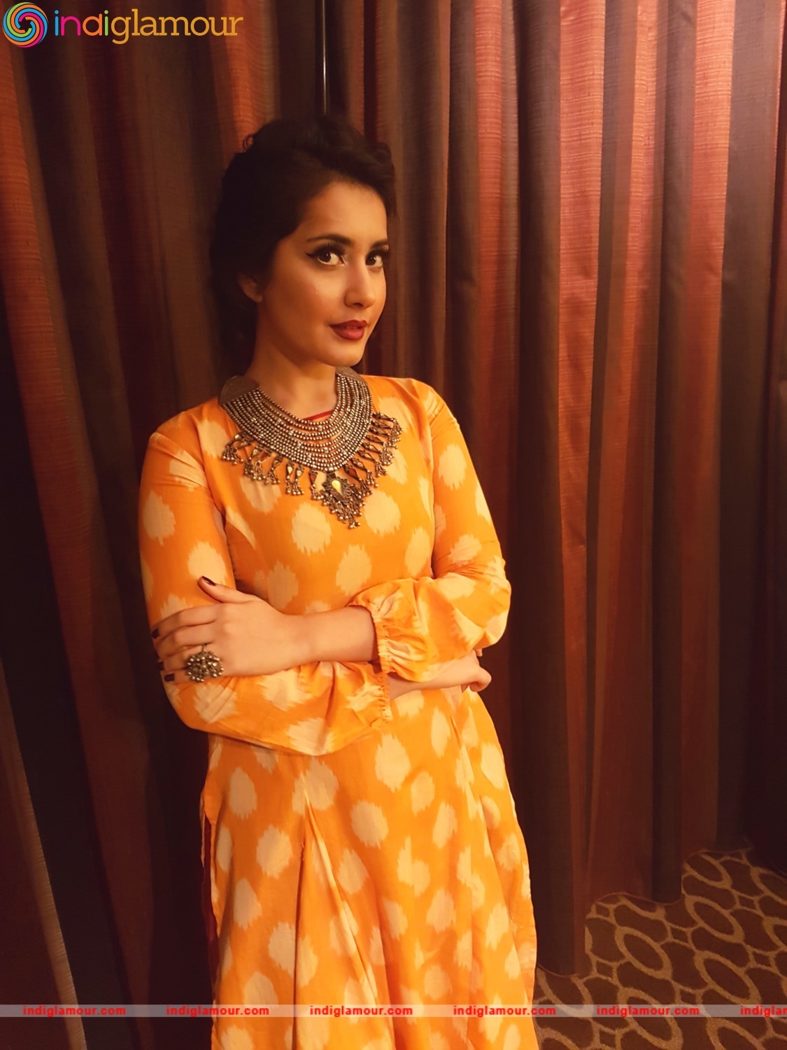 Raashi Khanna Actress hd photo