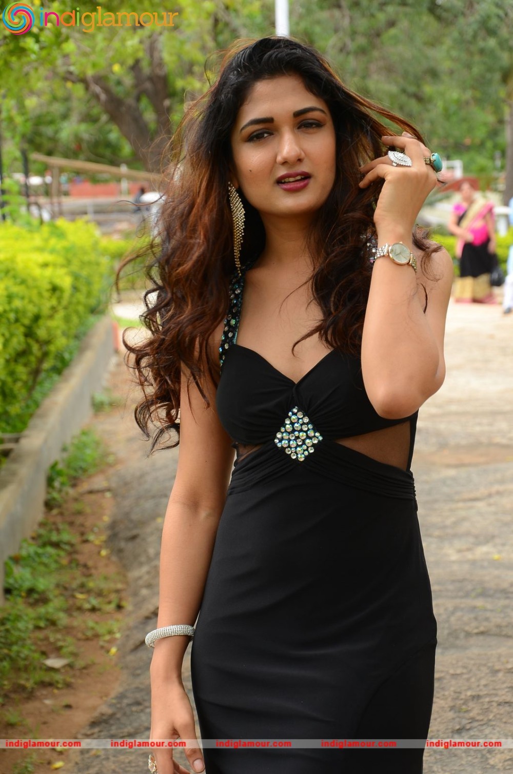Esha Agarwal Actress hd photo