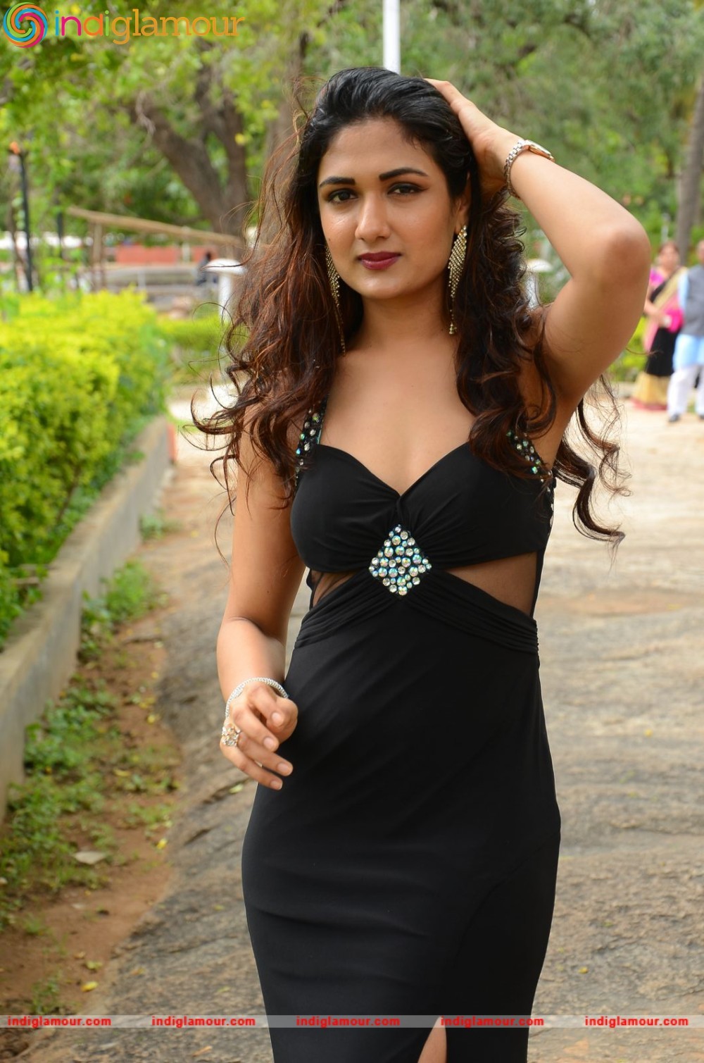 Esha Agarwal Actress hd photo