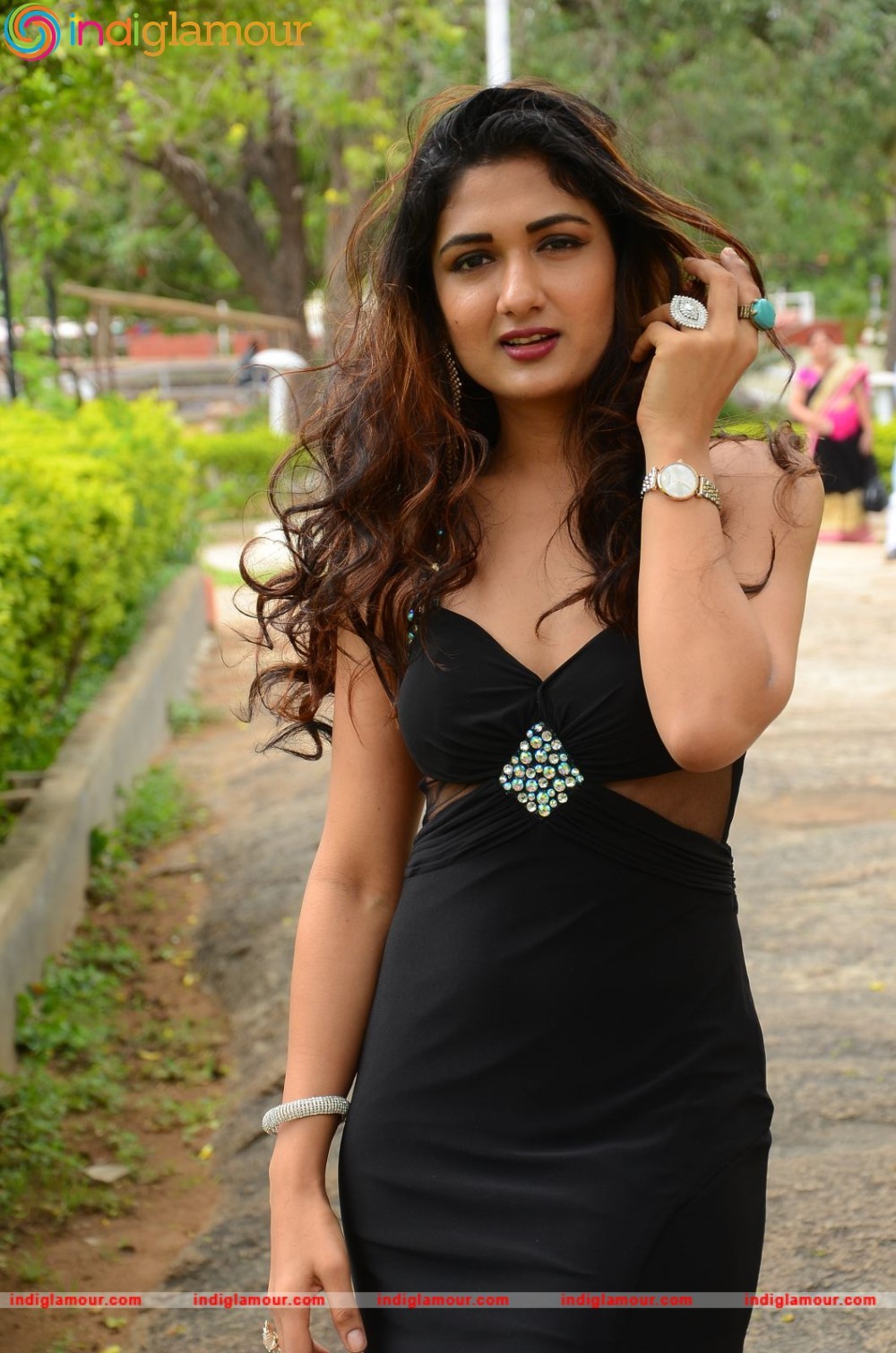 Esha Agarwal Actress hd photo