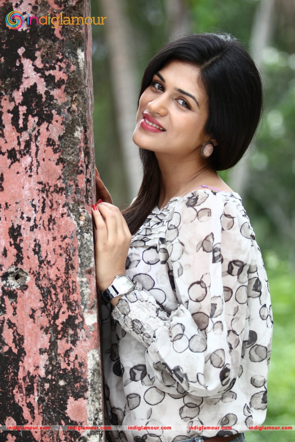 Shraddha Das Actress hd photo