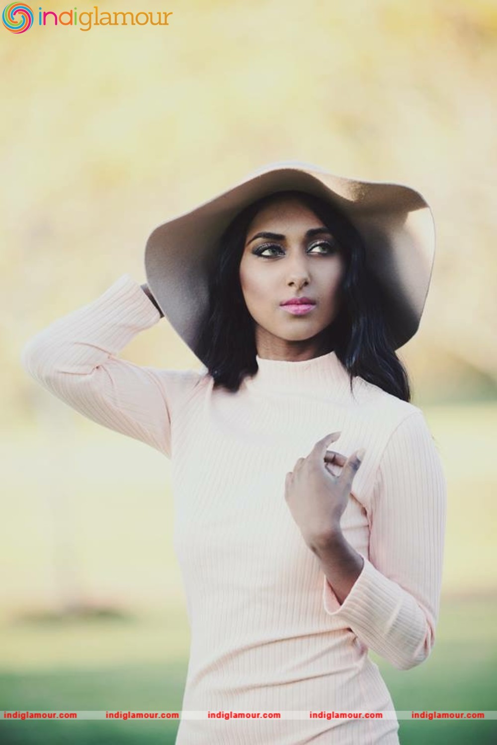 Actress Sabina Jey Stills Actress hd photo