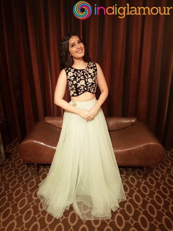 Raashi Khanna Latest Photos Gallery Actress hd photo