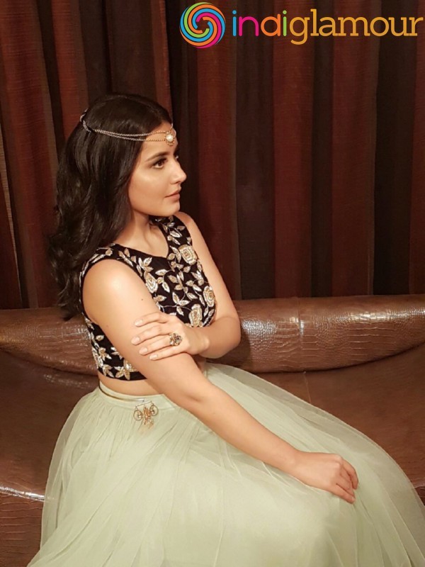 Raashi Khanna Latest Photos Gallery Actress hd photo