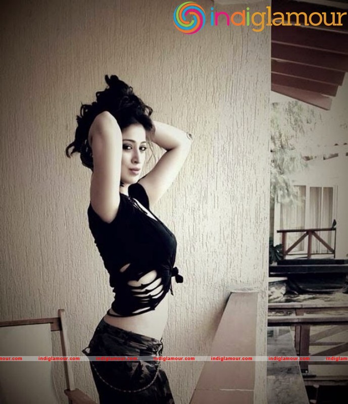 Raai Laxmi Spicy Photo Gallery Actress hd photo