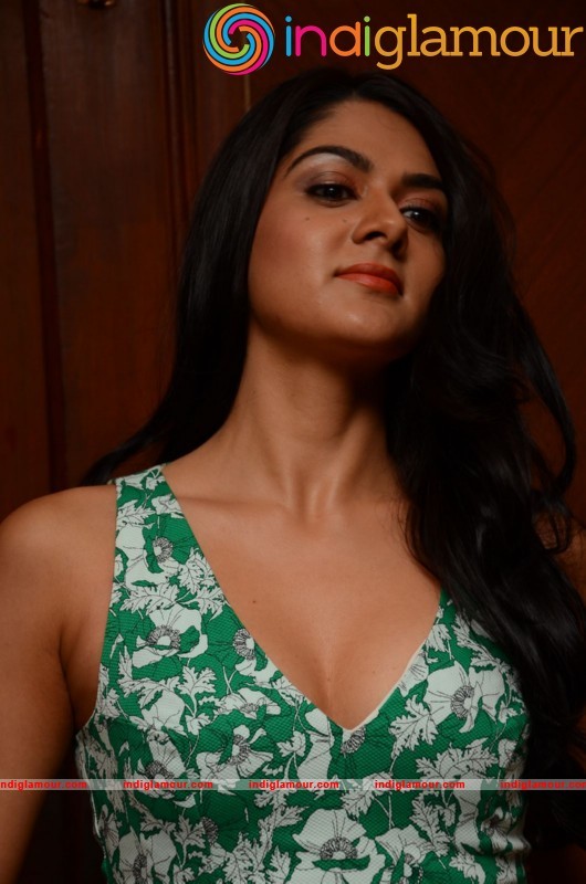 Sakshi Chowdhary Latest Photos Gallery Actress hd photo