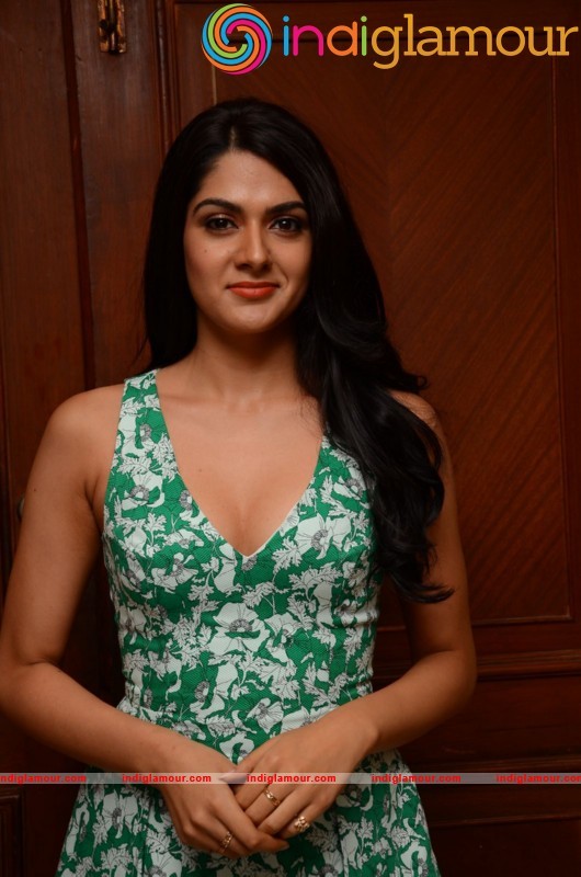 Sakshi Chowdhary Latest Photos Gallery Actress hd photo
