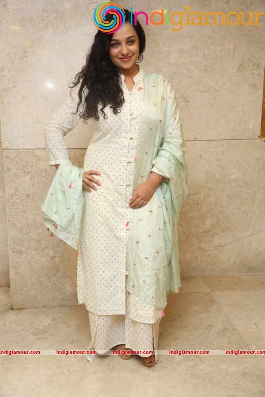 Nithya Menen New Photos Actress hd photo