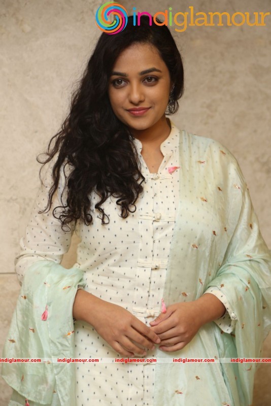 Nithya Menen New Photos Actress hd photo