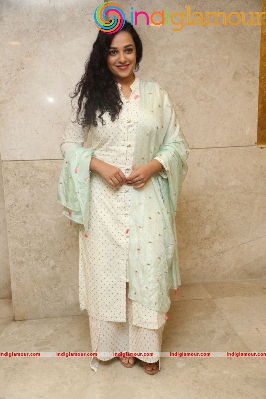 Nithya Menen New Photos Actress hd photo