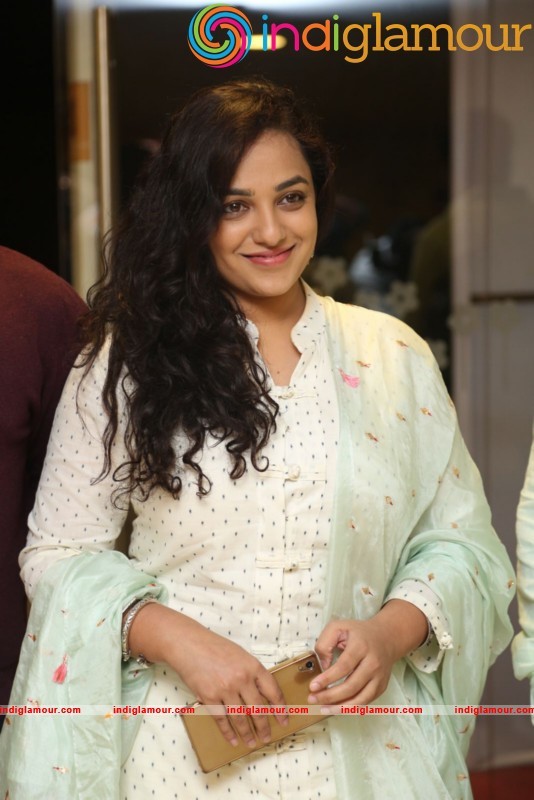 Nithya Menen New Photos Actress hd photo