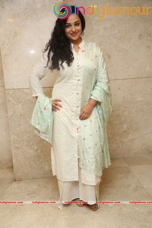 Nithya Menen New Photos Actress hd photo