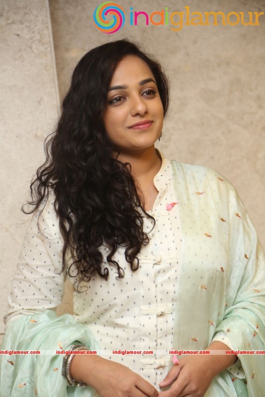 Nithya Menen New Photos Actress hd photo