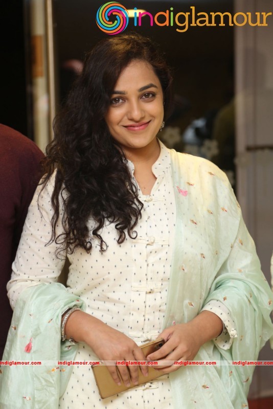 Nithya Menen New Photos Actress hd photo