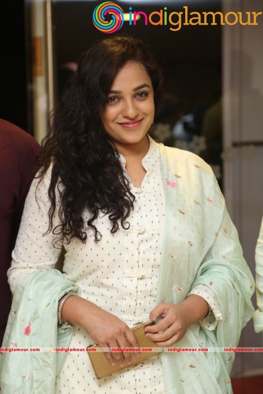 Nithya Menen New Photos Actress hd photo