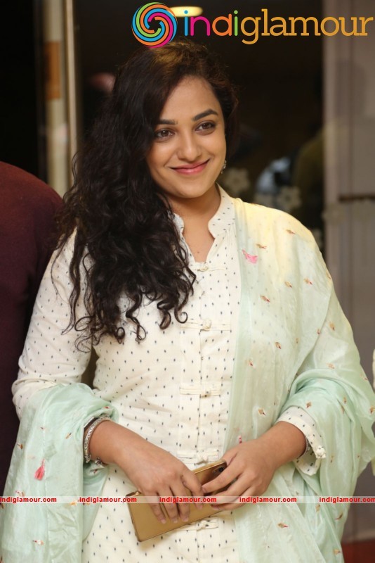 Nithya Menen New Photos Actress hd photo